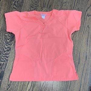 Peachy coral scrub top small
